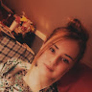 Meet your Posher, Leanna